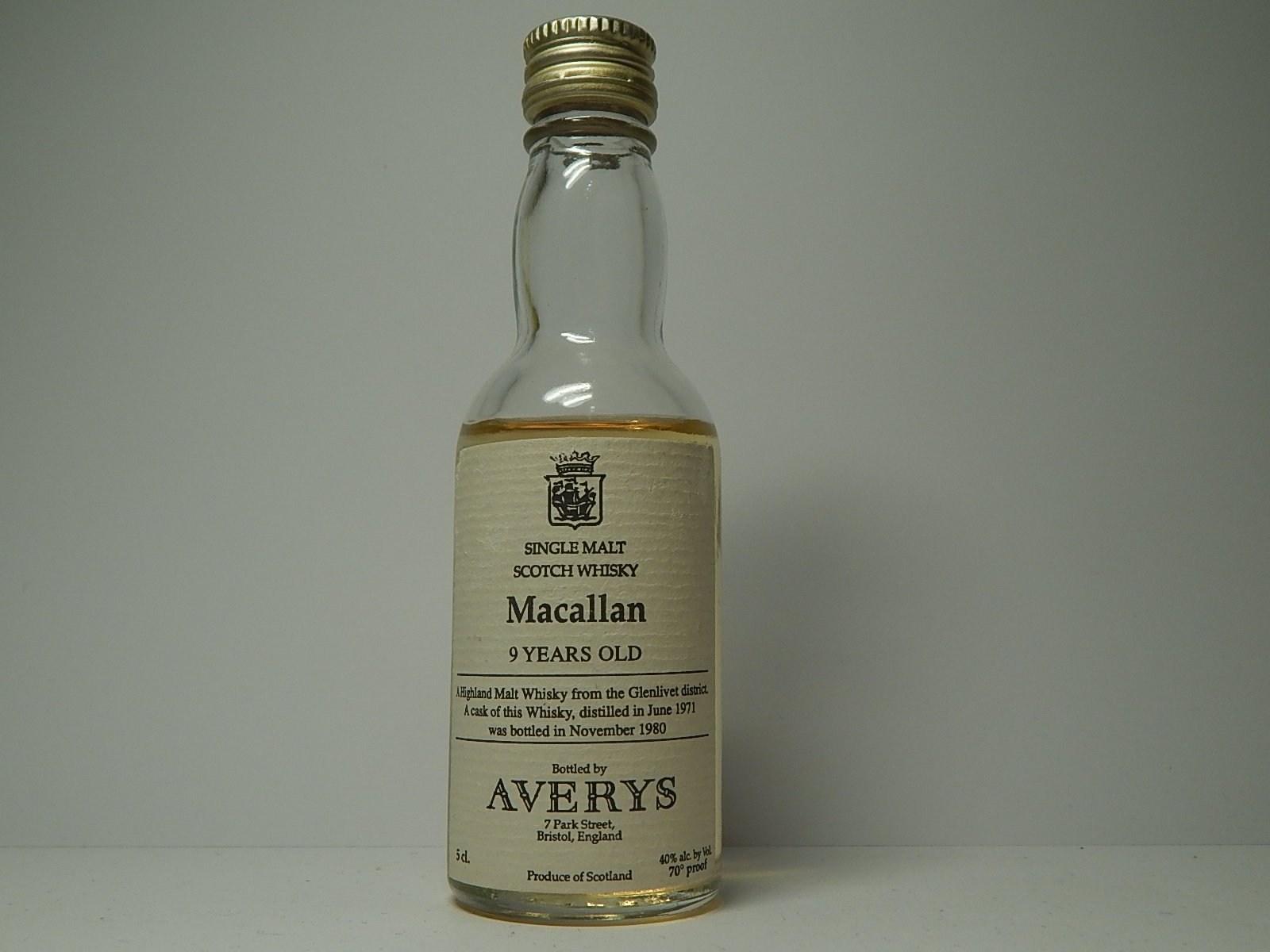 SMSW 9yo 1971-1980 "Averys" 5cl. 70´proof 40% alc. by Vol.