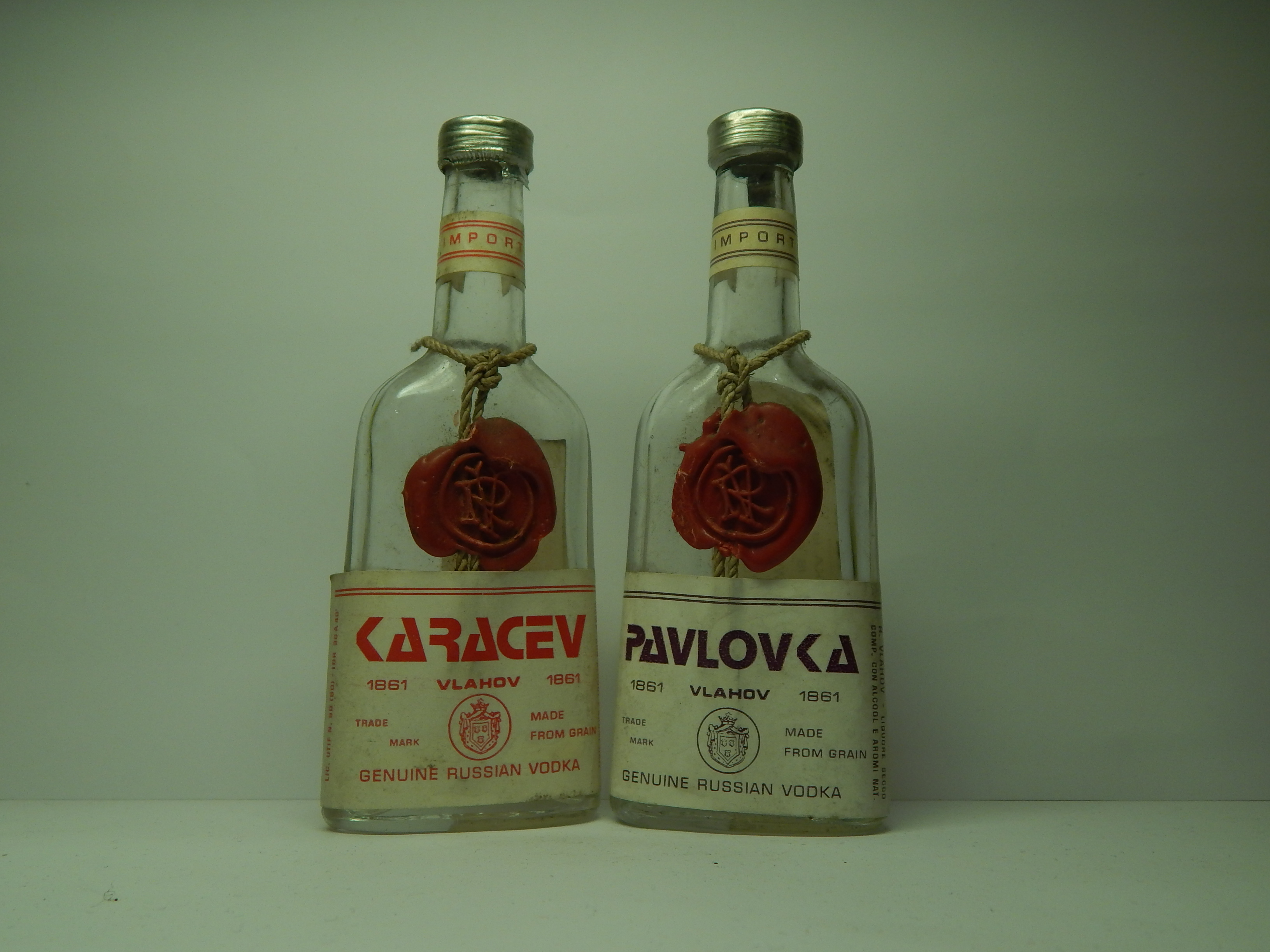 13.KARACEV + PAVLOVKA Russian Vodka